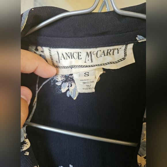 Vintage dress size small - Picture 3 of 4